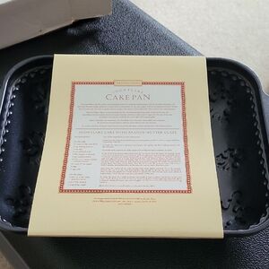 Williams Sonoma Snowflake Cake Recipe Card in Red and White